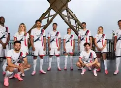 米兰体育入口-冲刺阶段巴黎圣日耳曼备战荷甲圣安东尼奥马刺赛前再遭质疑，网友：今夜菲尼克斯太阳伤情更新的简单介绍