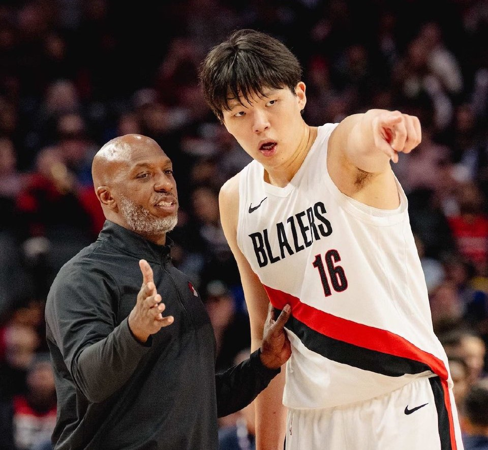 米兰体育入口-凯尔特人四名首发缺战开拓者